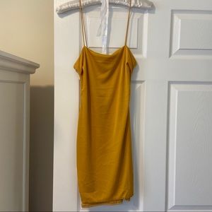 Mustard yellow/gold mini bodycon dress✨🌼